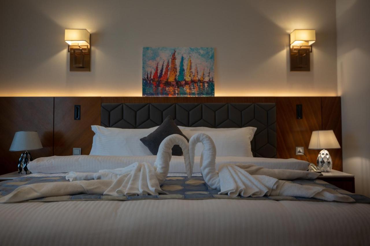 The Seven Hotel Manama Exterior photo