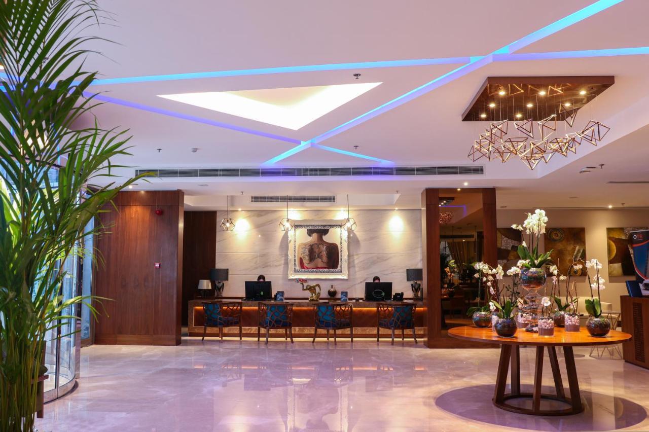 The Seven Hotel Manama Exterior photo